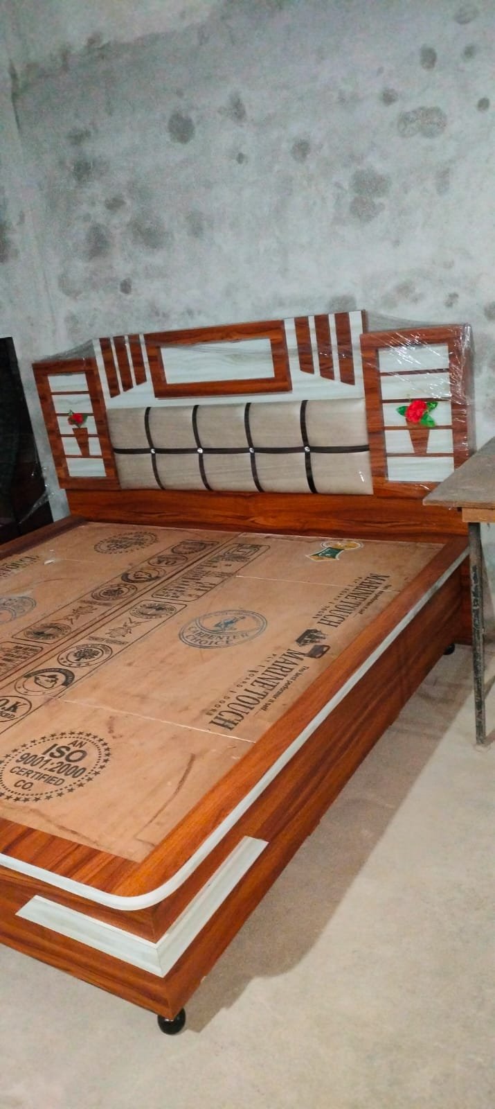 80" Duble Bed without mattress